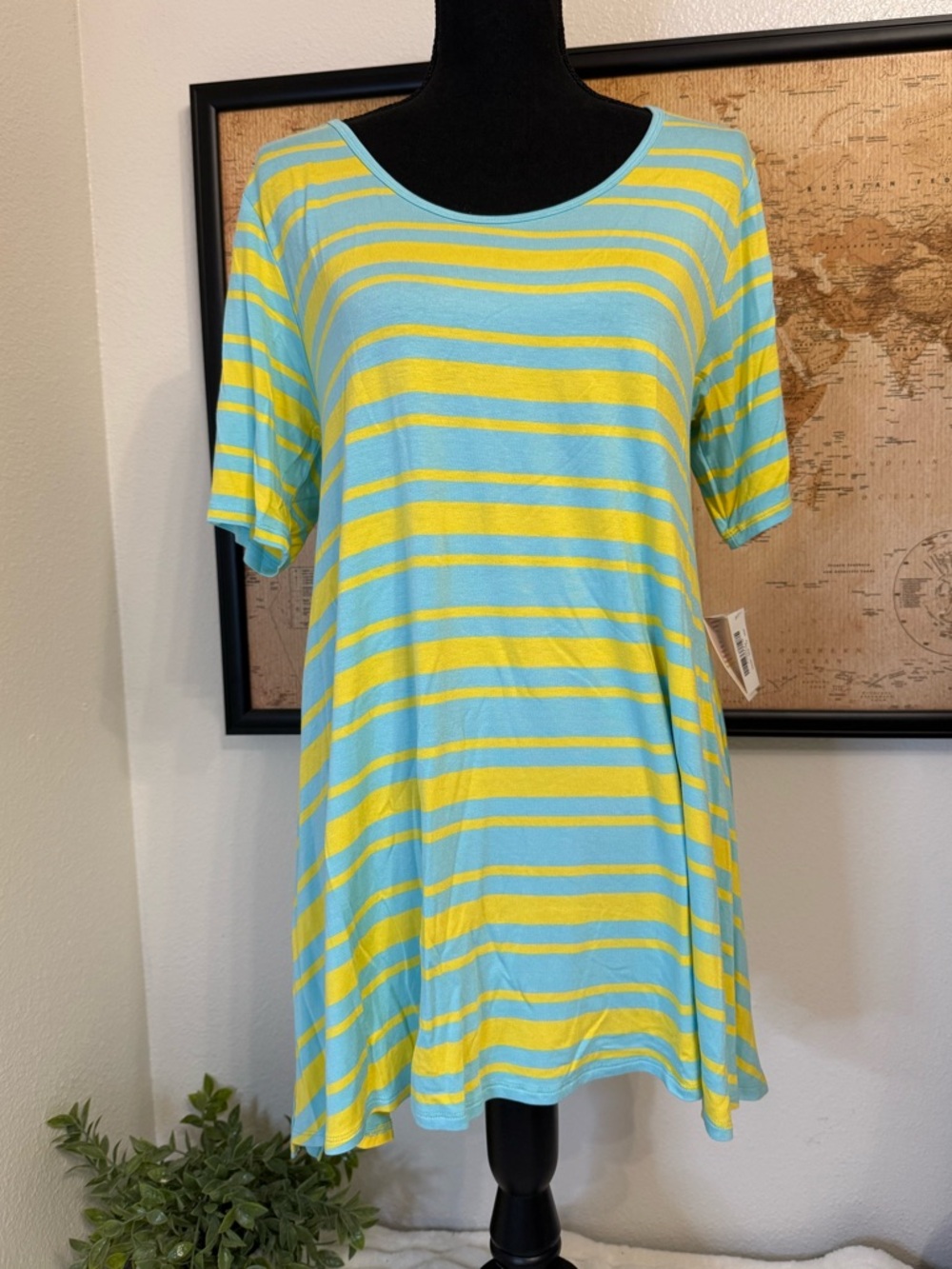 Lularoe Perfect T striped tee size medium